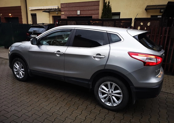 Nissan Qashqai cena 72900 przebieg: 71000, rok produkcji 2016 z Góra małe 67